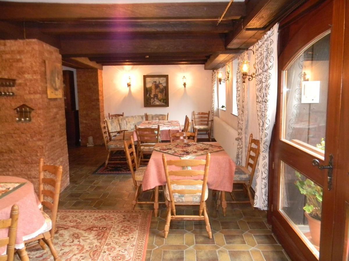 Gastehaus Am Calmont Bed & Breakfast Ediger-Eller Luaran gambar