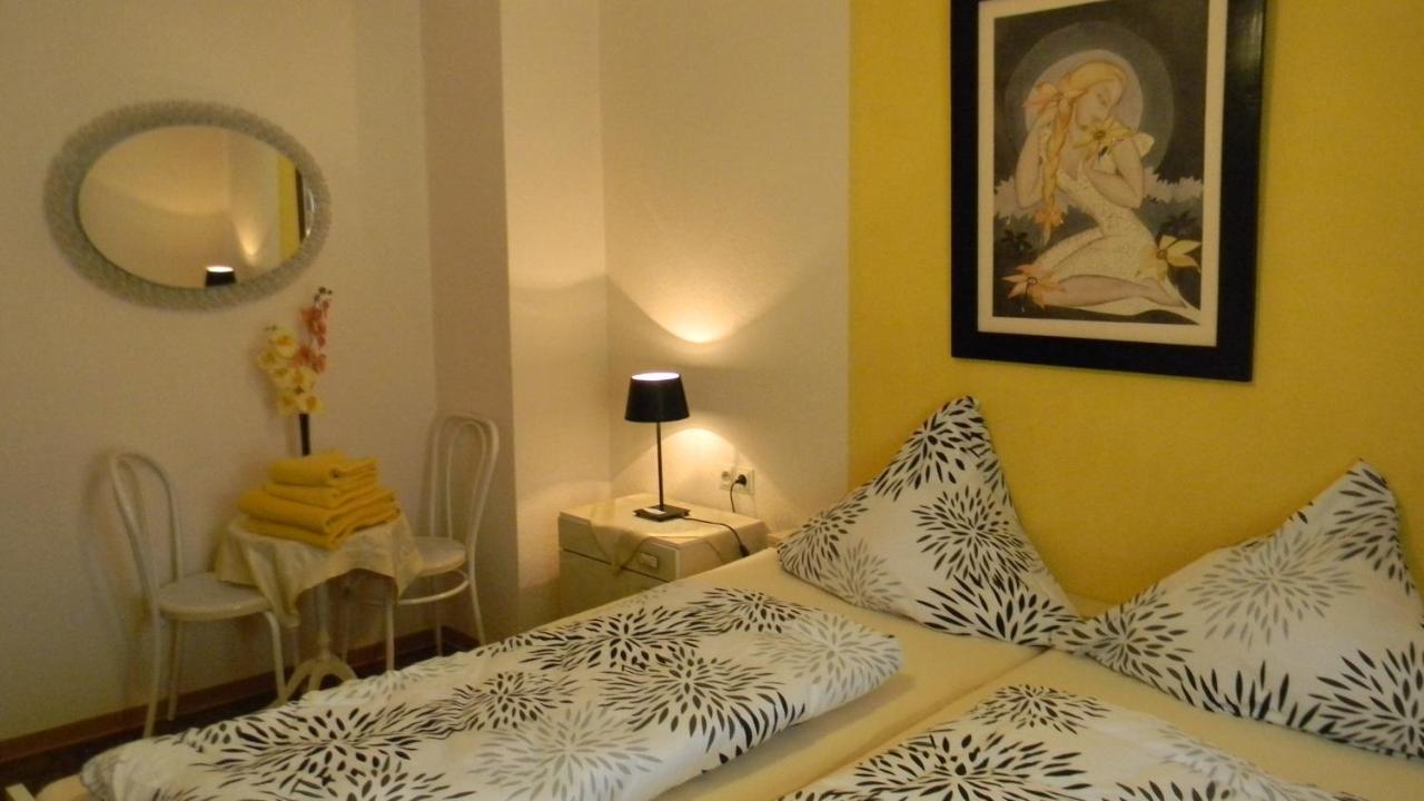 Gastehaus Am Calmont Bed & Breakfast Ediger-Eller Luaran gambar